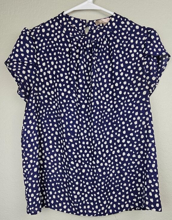 Forever 21 Tops - Forever 21 Women's Small Short Sleeve Blouse Navy Blue & White Top Shirt